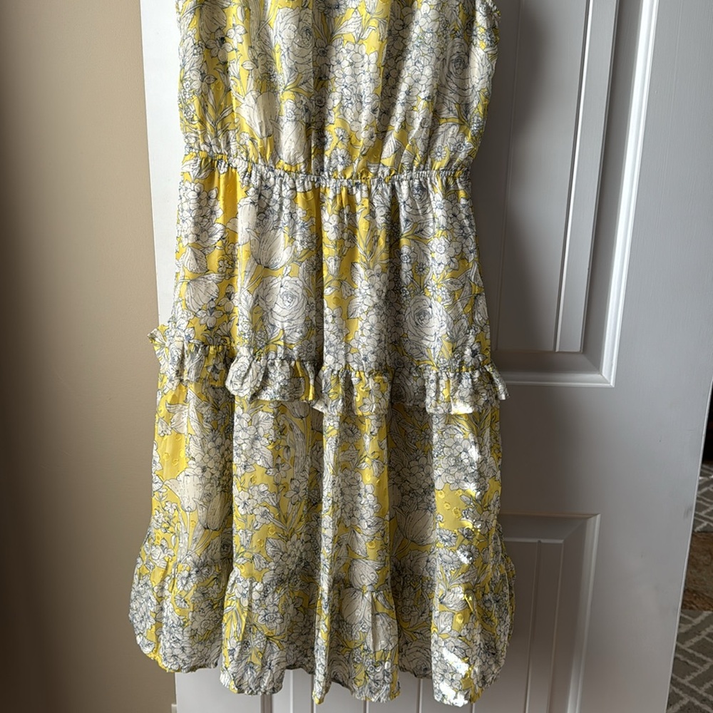 Dress - Picture 3 of 3